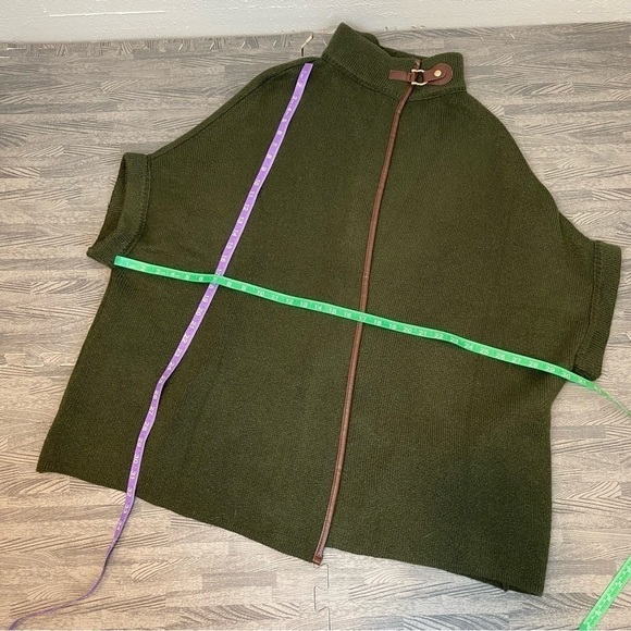 Akemi + Kin Anthropologie Knit Short Sleeve Poncho - Picture 7 of 16